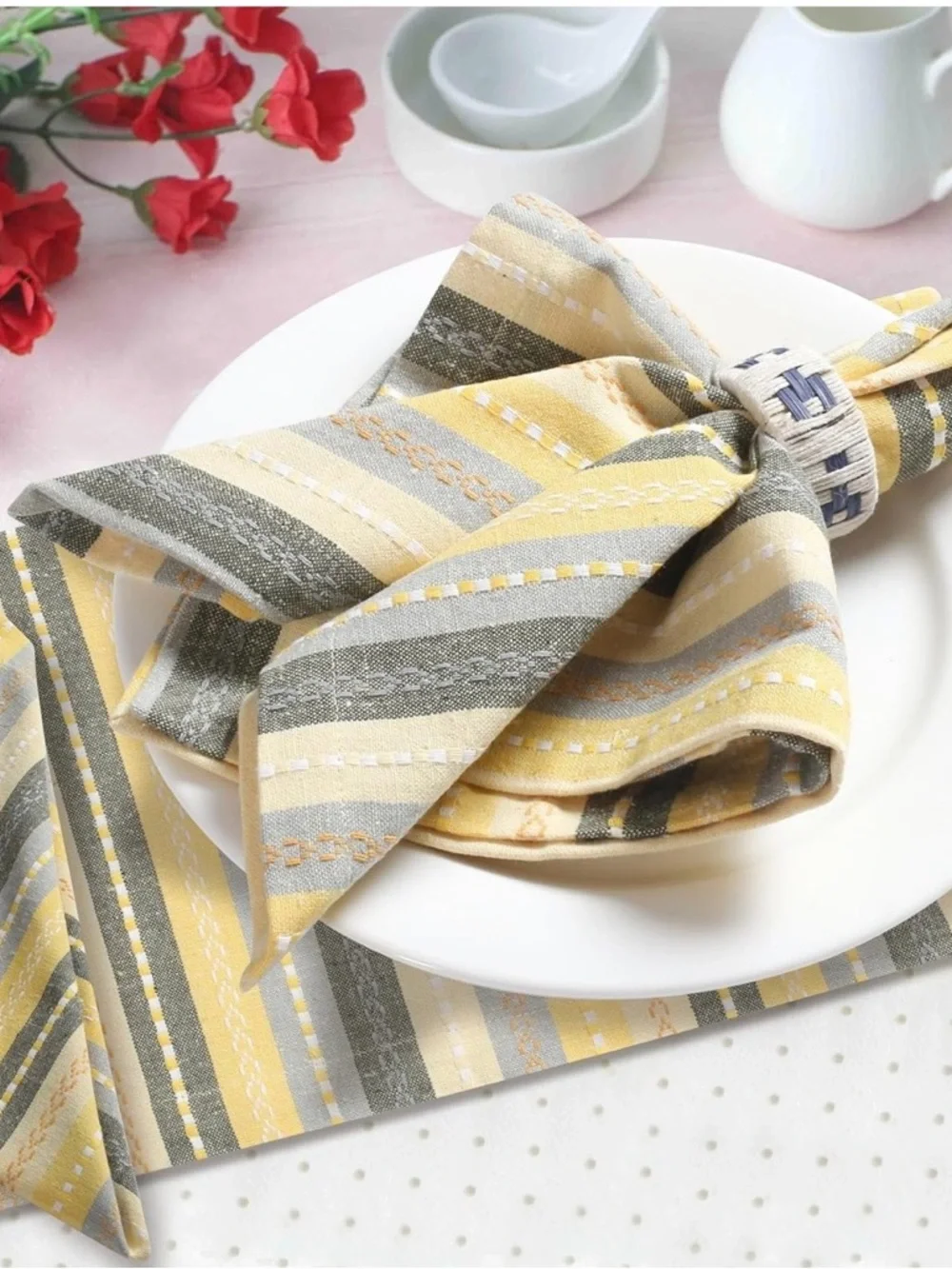 Cloth Dinner Napkins Set of 12 - Reusable Fabric Table Napkins, Machine Washable